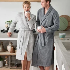 Voorkant 19 Voorkant -Vandyck Winkel BAVE19203 011 2 52ea9237 3e73 47ef 9f92 f5d1fb1d6e82