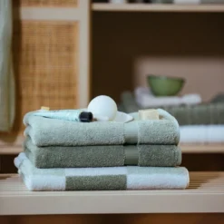 RANGER TOWELS NEW | Pale Olive 14 RANGER TOWELS NEW | Pale Olive -Vandyck Winkel CO015 224 3 6103a90c da75 4652 a0fd 80530c6c991d