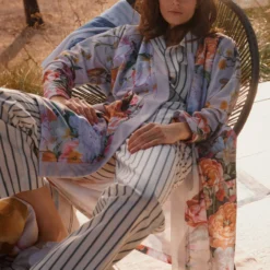 Voorkant 30 Voorkant -Vandyck Winkel FOTO20 216 scaled