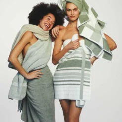 RANGER TOWELS NEW | Pale Olive 11 RANGER TOWELS NEW | Pale Olive -Vandyck Winkel FOTO4 092 1 scaled