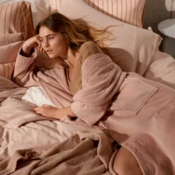 PURE 66 Dekbedovertrek | Sepia Pink -Vandyck Winkel FOTO4 216 2 web scaled