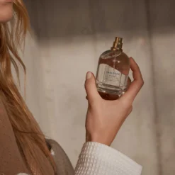 Pure Roomspray | Pure Fragrance 8 Pure Roomspray | Pure Fragrance -Vandyck Winkel FOTO5 027 1 scaled