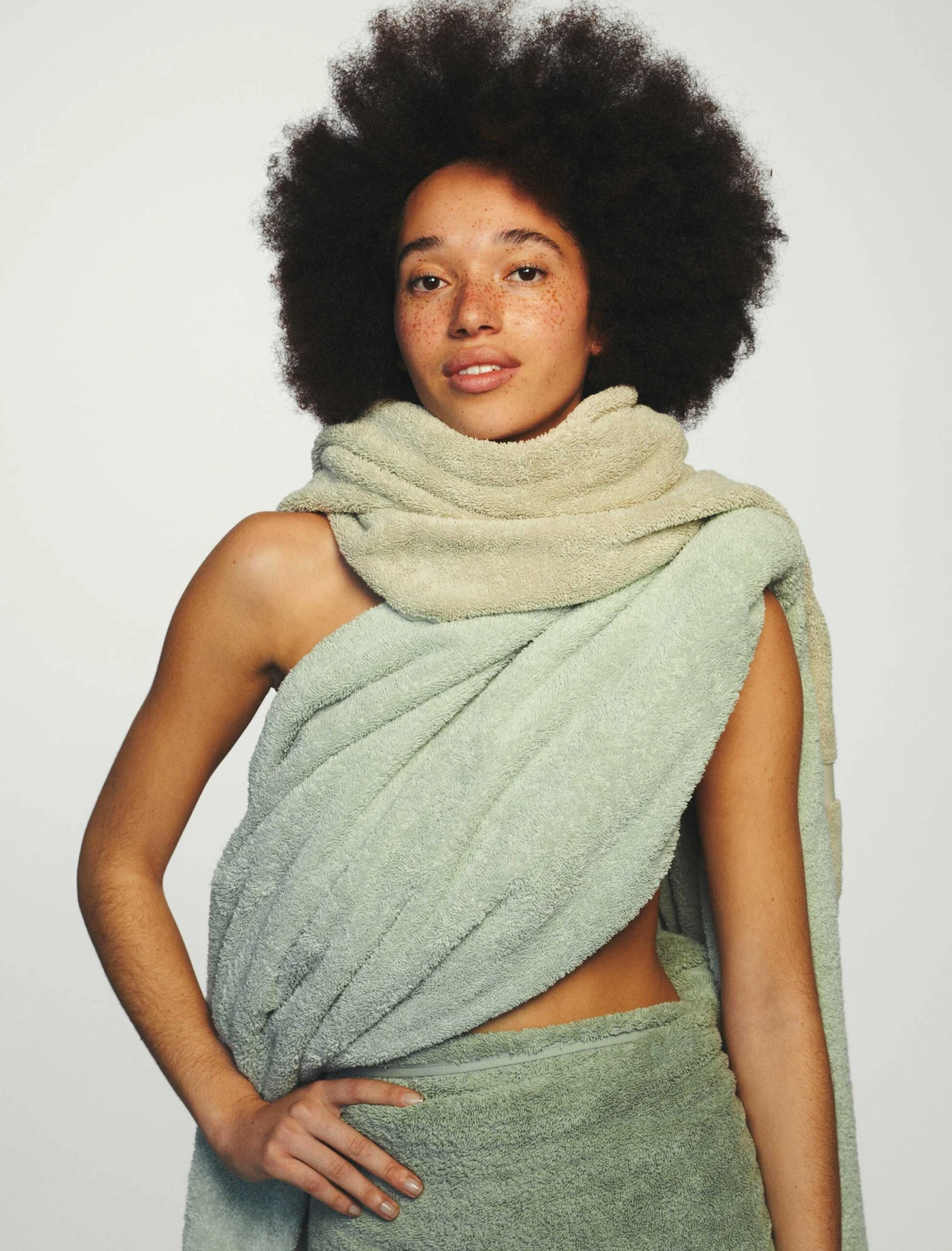 RANGER TOWELS NEW | Pale Olive 4 RANGER TOWELS NEW | Pale Olive - Afbeelding 2