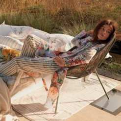 SERENE LINES Dekbedovertrekset | Powder Blue 7 SERENE LINES Dekbedovertrekset | Powder Blue -Vandyck Winkel Fleur Festive in cream tan Serene Lines in powder blue Pure 68 in cream tan bathrobe Fl f8cf11dc fda6 4c4f 9895 6ea9eb3902bc scaled