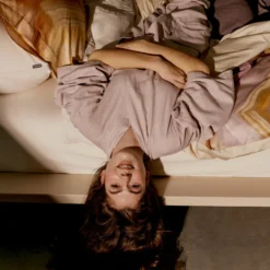 MIMOSA Dekbedovertrekset | Multi -Vandyck Winkel Lola in viola en Mimosa in multi