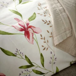 SERENE FLOWER Dekbedovertrekset | Offwhite 10 SERENE FLOWER Dekbedovertrekset | Offwhite -Vandyck Winkel SABB25107 320 3