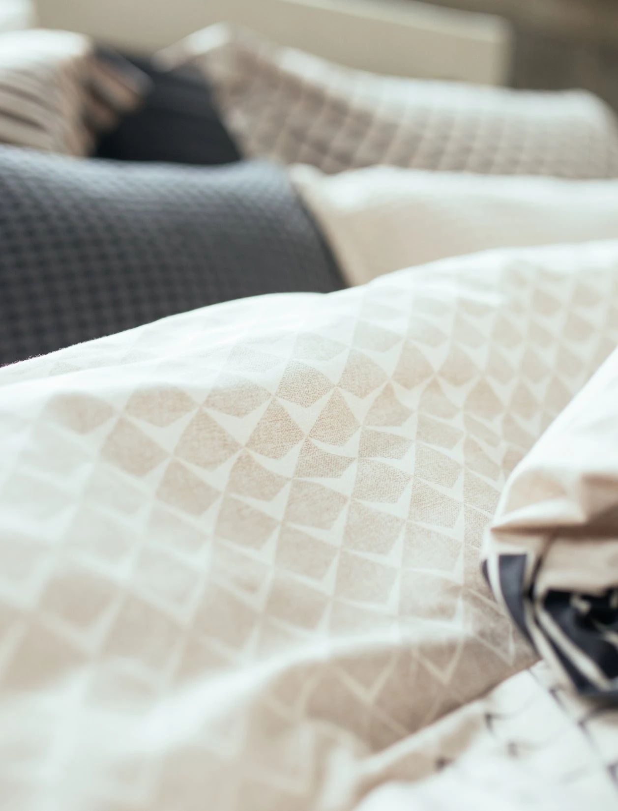 DIAMONDS Dekbedovertrek | Off Black 9 DIAMONDS Dekbedovertrek | Off Black - Afbeelding 7