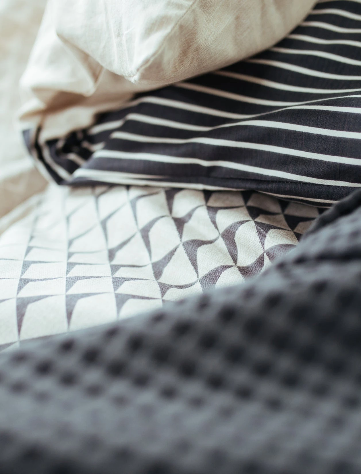 DIAMONDS Dekbedovertrek | Off Black 10 DIAMONDS Dekbedovertrek | Off Black - Afbeelding 8