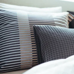 WANDER Dekbedovertrek | Off Black -Vandyck Winkel SABR23219 198 6