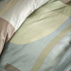 LUSH LAGOON XL Dekbedovertrekset | Thyme -Vandyck Winkel SAM125107 304 6 e86e1f04 ac06 46b6 b742 cca956054153 scaled