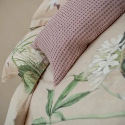 PALM SPRING Dekbedovertrek | Stone 10 PALM SPRING Dekbedovertrek | Stone -Vandyck Winkel SASR23102 169 4