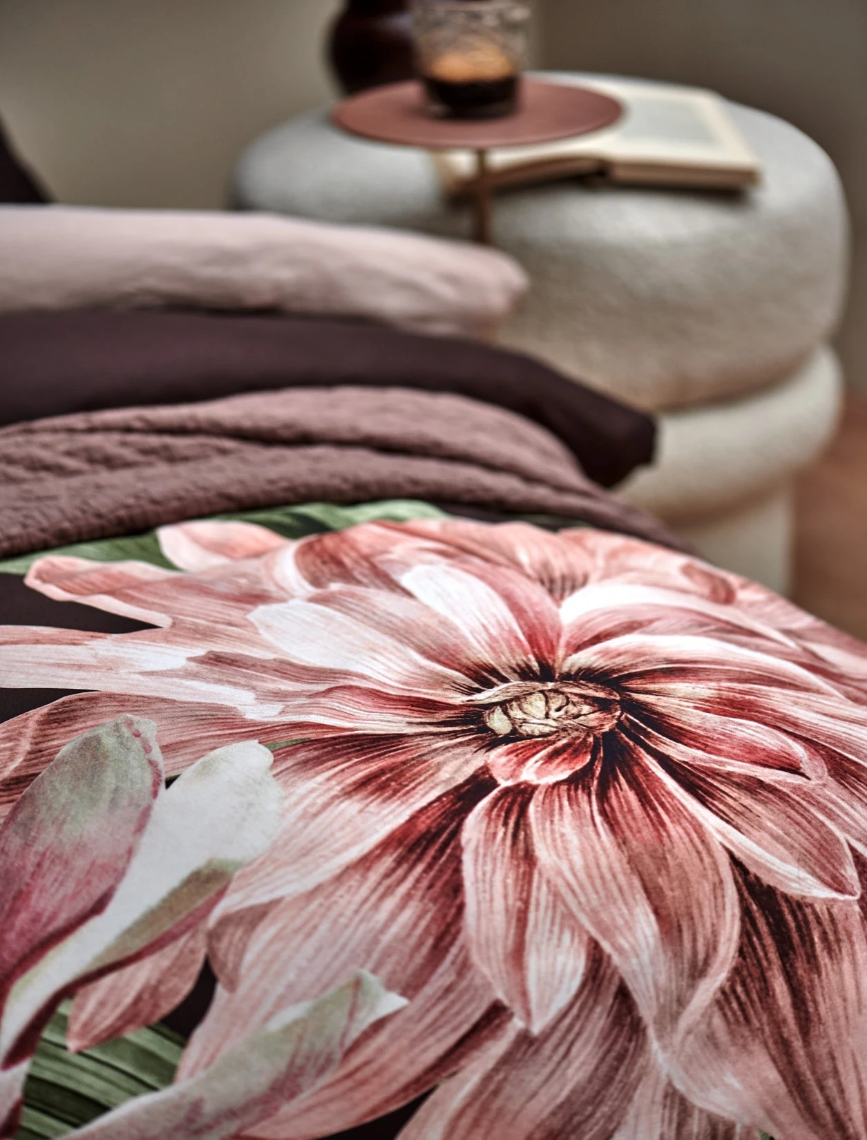 PARADISE BLOOM XL Dekbedovertrekset | Dark Chocolate 7 PARADISE BLOOM XL Dekbedovertrekset | Dark Chocolate - Afbeelding 5